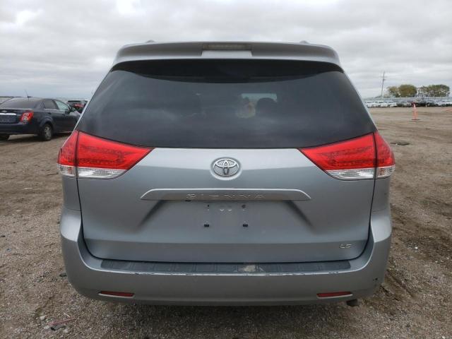 Photo 5 VIN: 5TDKK3DC8ES524302 - TOYOTA SIENNA LE 