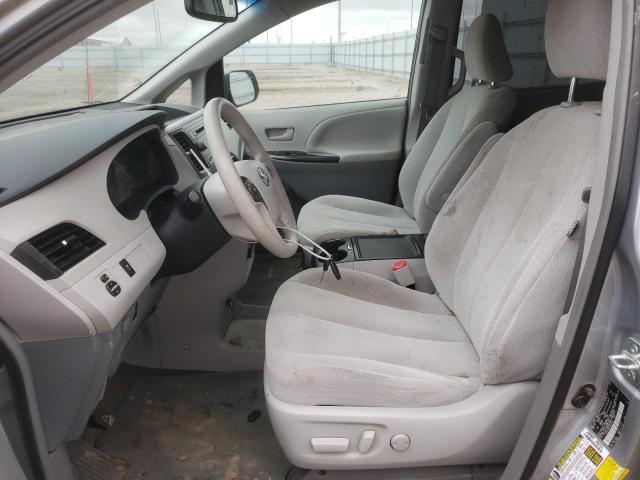 Photo 6 VIN: 5TDKK3DC8ES524302 - TOYOTA SIENNA LE 