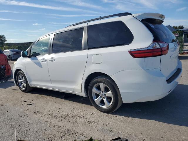 Photo 1 VIN: 5TDKK3DC8FS529758 - TOYOTA SIENNA LE 