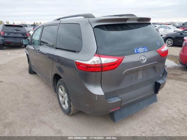 Photo 2 VIN: 5TDKK3DC8FS556538 - TOYOTA SIENNA 