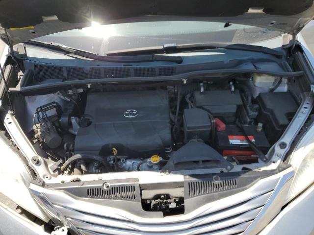 Photo 11 VIN: 5TDKK3DC8FS564400 - TOYOTA SIENNA LE 