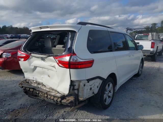 Photo 3 VIN: 5TDKK3DC8FS583352 - TOYOTA SIENNA 