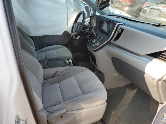 Photo 6 VIN: 5TDKK3DC8FS610629 - TOYOTA SIENNA LE 