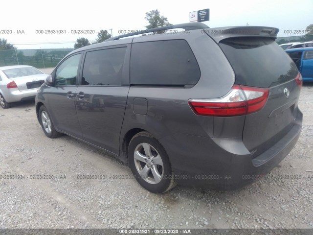 Photo 2 VIN: 5TDKK3DC8FS621940 - TOYOTA SIENNA 