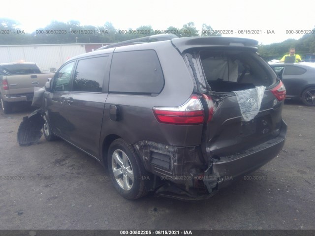 Photo 2 VIN: 5TDKK3DC8FS630587 - TOYOTA SIENNA 