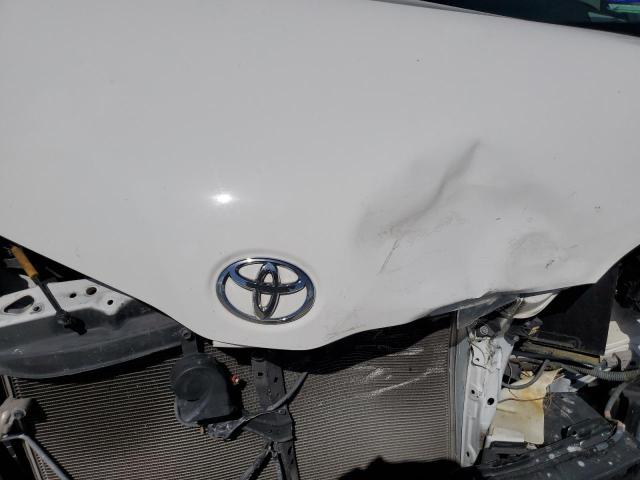 Photo 11 VIN: 5TDKK3DC8FS631867 - TOYOTA SIENNA LE 