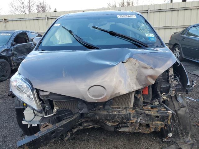 Photo 4 VIN: 5TDKK3DC8FS636387 - TOYOTA SIENNA LE 