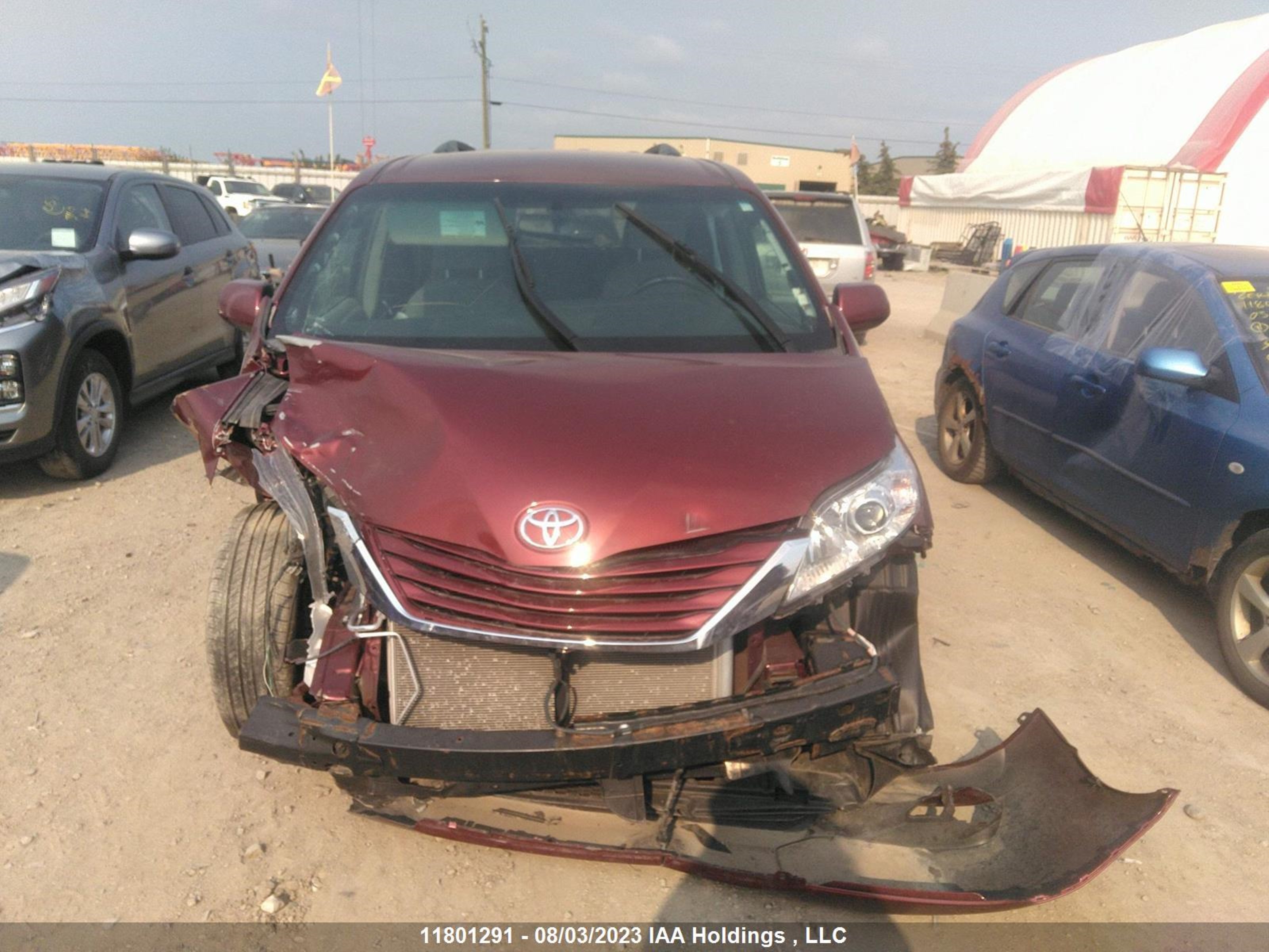 Photo 5 VIN: 5TDKK3DC8FS642609 - TOYOTA SIENNA 