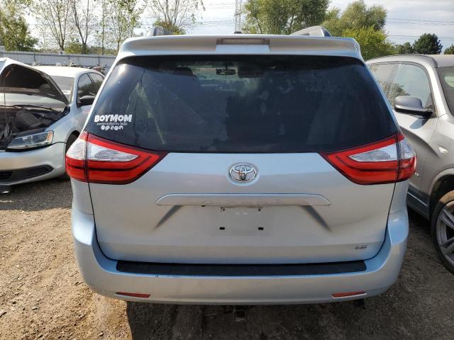 Photo 5 VIN: 5TDKK3DC8FS652038 - TOYOTA SIENNA LE 