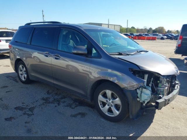 Photo 0 VIN: 5TDKK3DC8FS657675 - TOYOTA SIENNA 