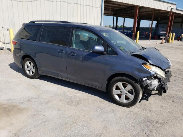 Photo 3 VIN: 5TDKK3DC8FS658115 - TOYOTA SIENNA LE 