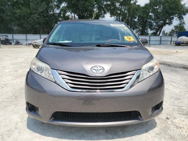 Photo 4 VIN: 5TDKK3DC8FS661838 - TOYOTA SIENNA LE 