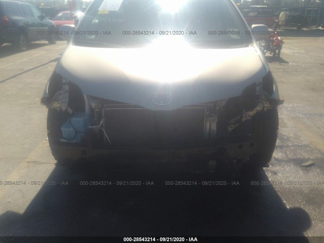 Photo 5 VIN: 5TDKK3DC8FS668384 - TOYOTA SIENNA 