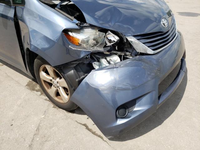 Photo 8 VIN: 5TDKK3DC8FS683161 - TOYOTA SIENNA LE 