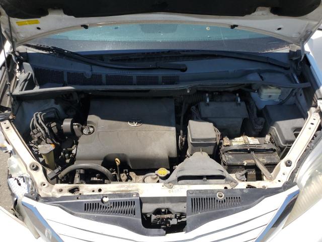 Photo 10 VIN: 5TDKK3DC8GS720338 - TOYOTA SIENNA LE 