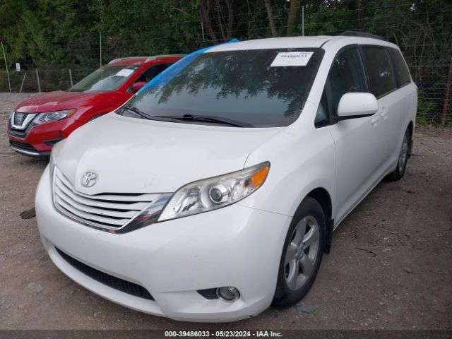 Photo 1 VIN: 5TDKK3DC8GS730903 - TOYOTA SIENNA 