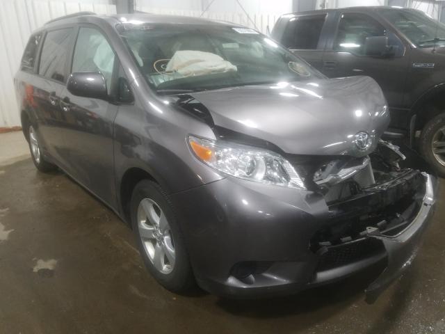 Photo 0 VIN: 5TDKK3DC8GS733624 - TOYOTA SIENNA LE 