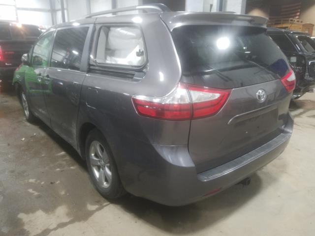 Photo 2 VIN: 5TDKK3DC8GS733624 - TOYOTA SIENNA LE 