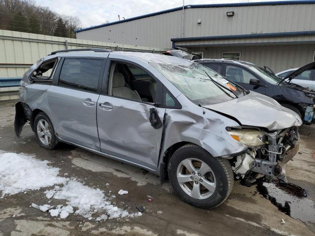 Photo 3 VIN: 5TDKK3DC9BS008591 - TOYOTA SIENNA LE 