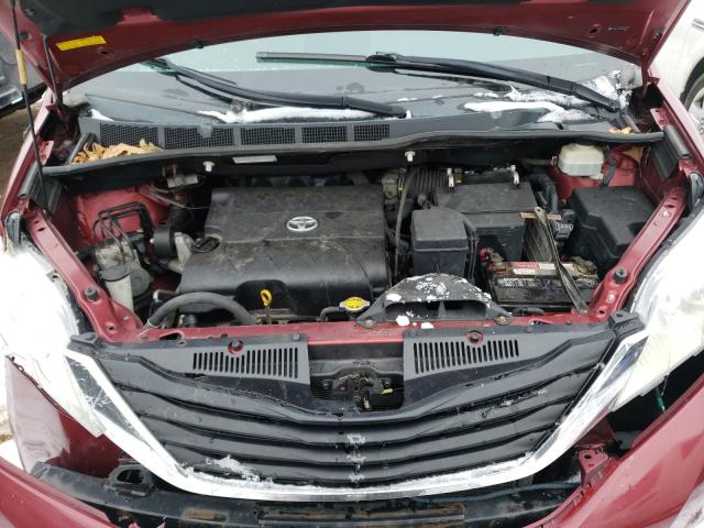 Photo 6 VIN: 5TDKK3DC9BS015413 - TOYOTA SIENNA LE 