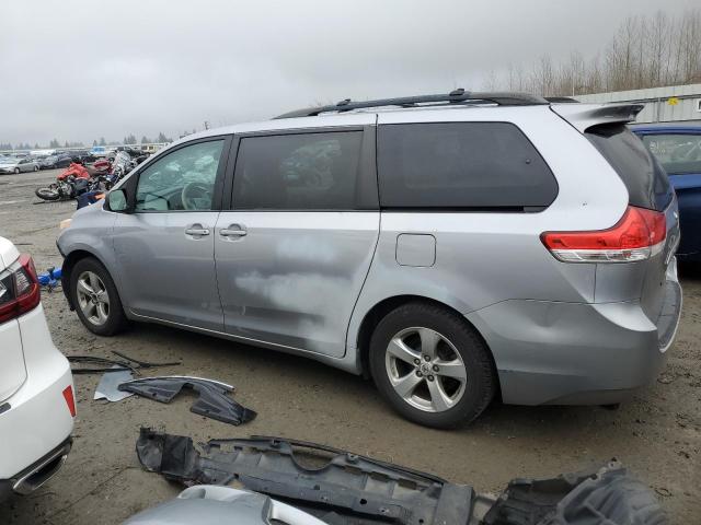 Photo 1 VIN: 5TDKK3DC9BS027366 - TOYOTA SIENNA LE 