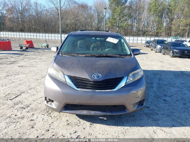 Photo 5 VIN: 5TDKK3DC9BS044264 - TOYOTA SIENNA 