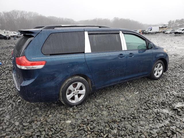 Photo 2 VIN: 5TDKK3DC9BS046144 - TOYOTA SIENNA LE 