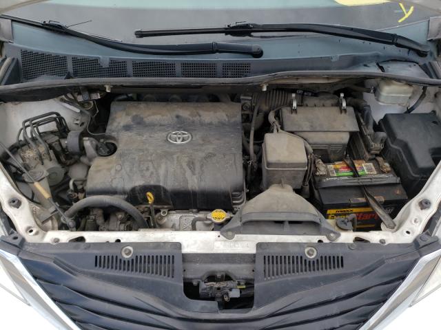 Photo 6 VIN: 5TDKK3DC9BS047116 - TOYOTA SIENNA LE 