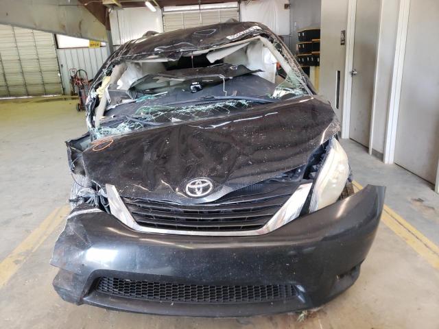 Photo 4 VIN: 5TDKK3DC9BS053708 - TOYOTA SIENNA LE 