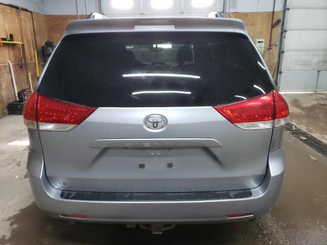 Photo 5 VIN: 5TDKK3DC9BS055099 - TOYOTA SIENNA LE 