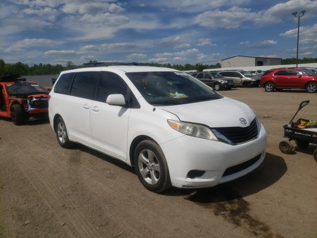 Photo 0 VIN: 5TDKK3DC9BS100753 - TOYOTA SIENNA LE 