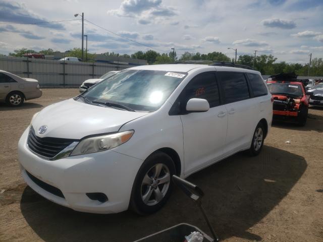 Photo 1 VIN: 5TDKK3DC9BS100753 - TOYOTA SIENNA LE 