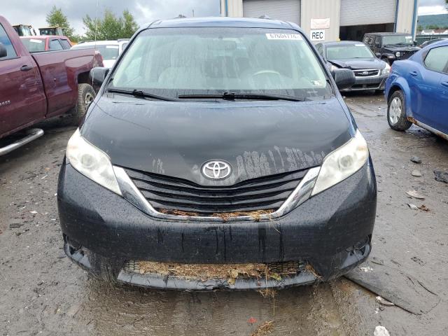 Photo 4 VIN: 5TDKK3DC9BS141030 - TOYOTA SIENNA LE 