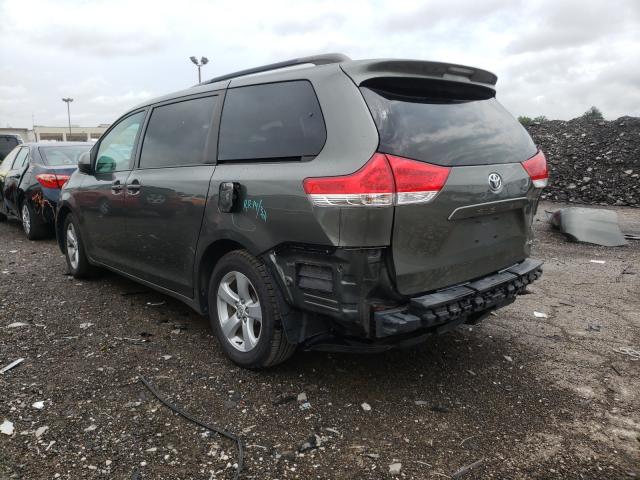 Photo 2 VIN: 5TDKK3DC9BS142310 - TOYOTA SIENNA LE 