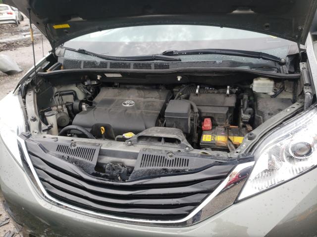 Photo 6 VIN: 5TDKK3DC9BS142310 - TOYOTA SIENNA LE 