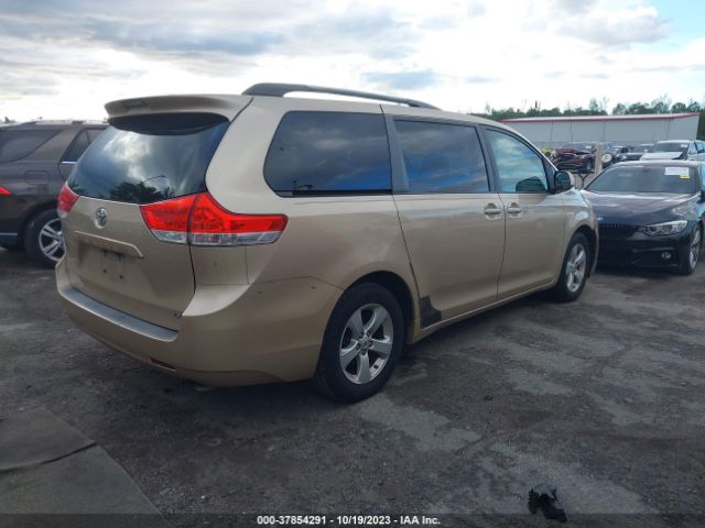 Photo 3 VIN: 5TDKK3DC9BS143246 - TOYOTA SIENNA 