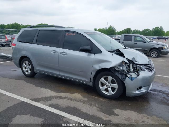 Photo 0 VIN: 5TDKK3DC9BS144977 - TOYOTA SIENNA 