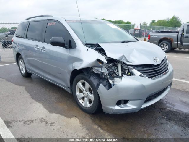 Photo 5 VIN: 5TDKK3DC9BS144977 - TOYOTA SIENNA 