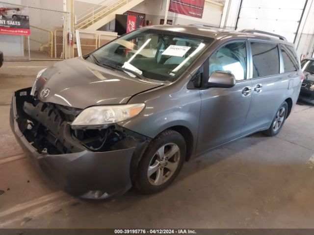 Photo 1 VIN: 5TDKK3DC9BS150567 - TOYOTA SIENNA 