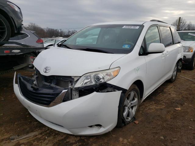 Photo 1 VIN: 5TDKK3DC9BS154134 - TOYOTA SIENNA LE 