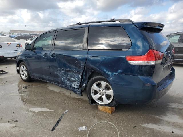 Photo 1 VIN: 5TDKK3DC9BS156000 - TOYOTA SIENNA LE 