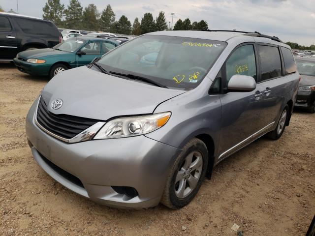 Photo 1 VIN: 5TDKK3DC9CS176460 - TOYOTA SIENNA LE 