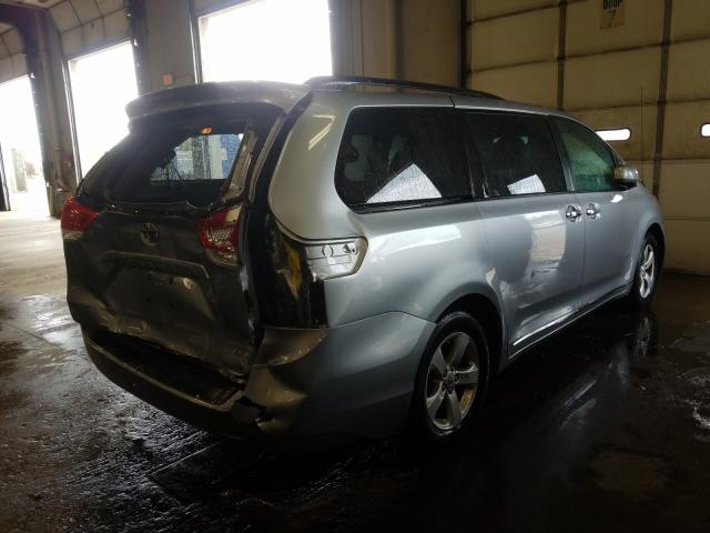 Photo 3 VIN: 5TDKK3DC9CS184526 - TOYOTA SIENNA LE 