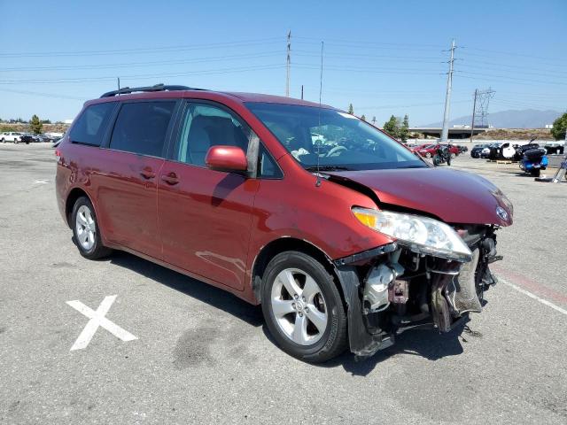 Photo 3 VIN: 5TDKK3DC9CS188527 - TOYOTA SIENNA LE 