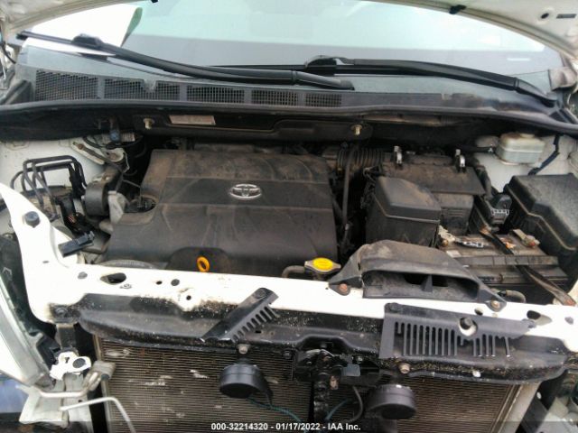 Photo 9 VIN: 5TDKK3DC9CS207934 - TOYOTA SIENNA 