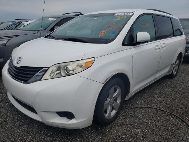 Photo 1 VIN: 5TDKK3DC9CS209330 - TOYOTA SIENNA LE 