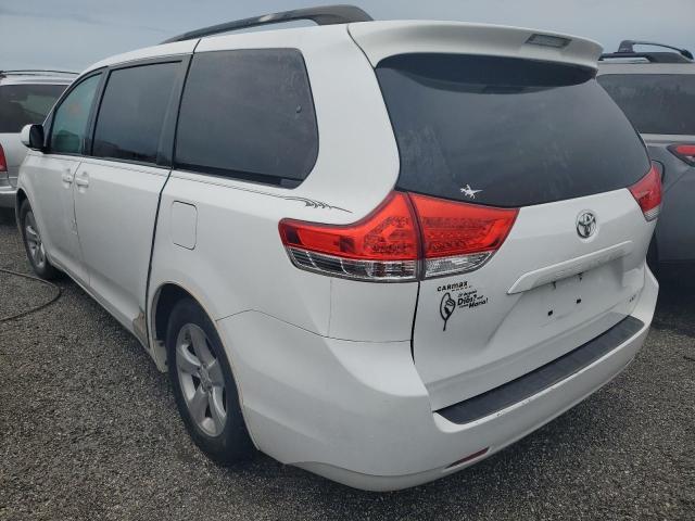 Photo 2 VIN: 5TDKK3DC9CS209330 - TOYOTA SIENNA LE 