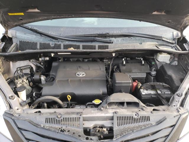 Photo 6 VIN: 5TDKK3DC9CS211739 - TOYOTA SIENNA LE 