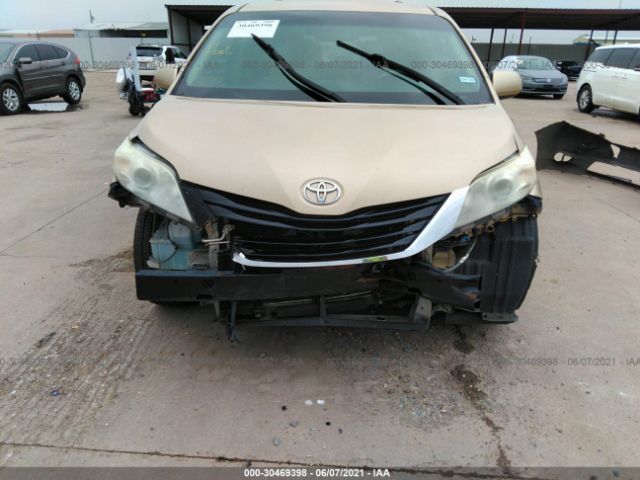 Photo 5 VIN: 5TDKK3DC9CS213247 - TOYOTA SIENNA 