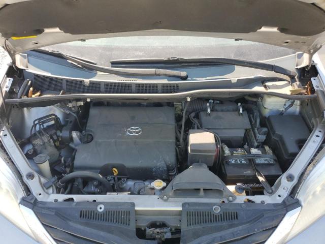 Photo 11 VIN: 5TDKK3DC9CS221137 - TOYOTA SIENNA LE 